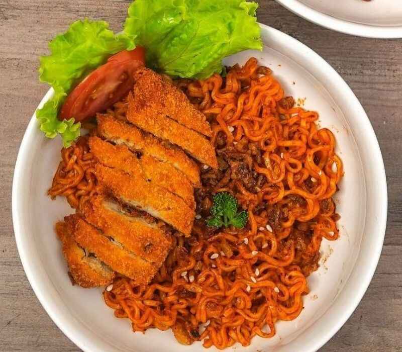 Mie Goreng Chicken Katsu